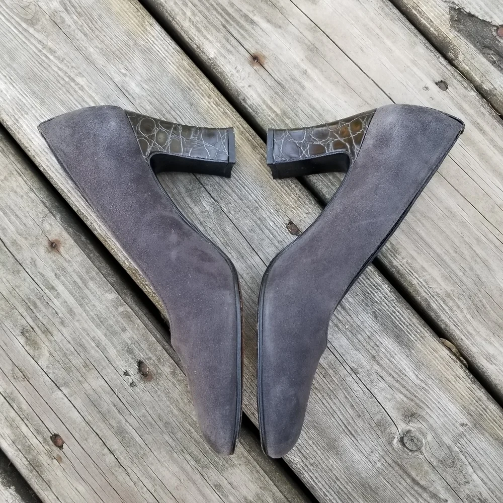 Vintage 90s Stuart Weitzman Gray Suede Square Toe Crocodile Grain Chunky Heels 7